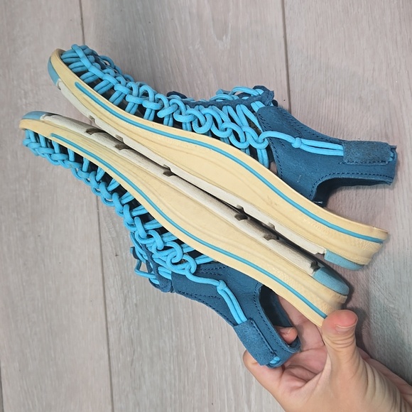 Keen Women Uneek Anatomical Footbed Blue Sandals Outdoor Shoes Sz 7.5 - Picture 9 of 12